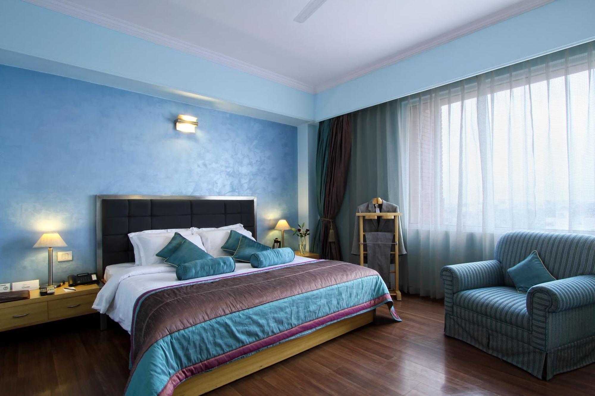 The Piccadily Hotel